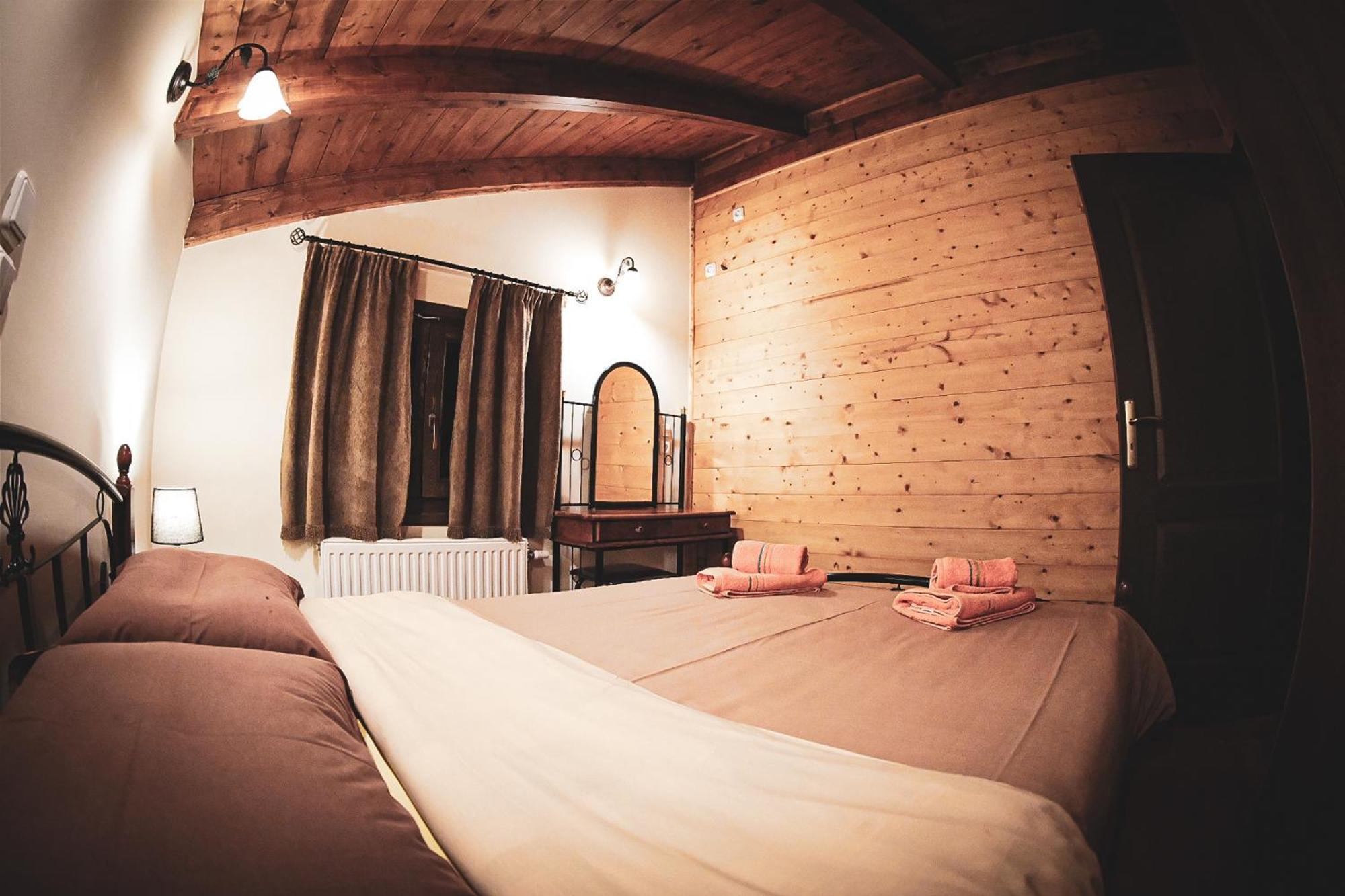 Mont Valley Boutique Chalets Arachova Exterior photo